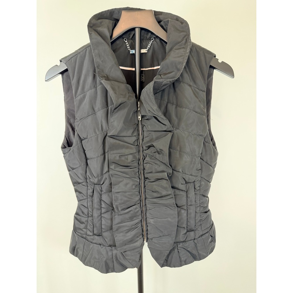 White House Black Market Black Ruffle Puffer Vest XS Quilted Zip Up Sleeveless